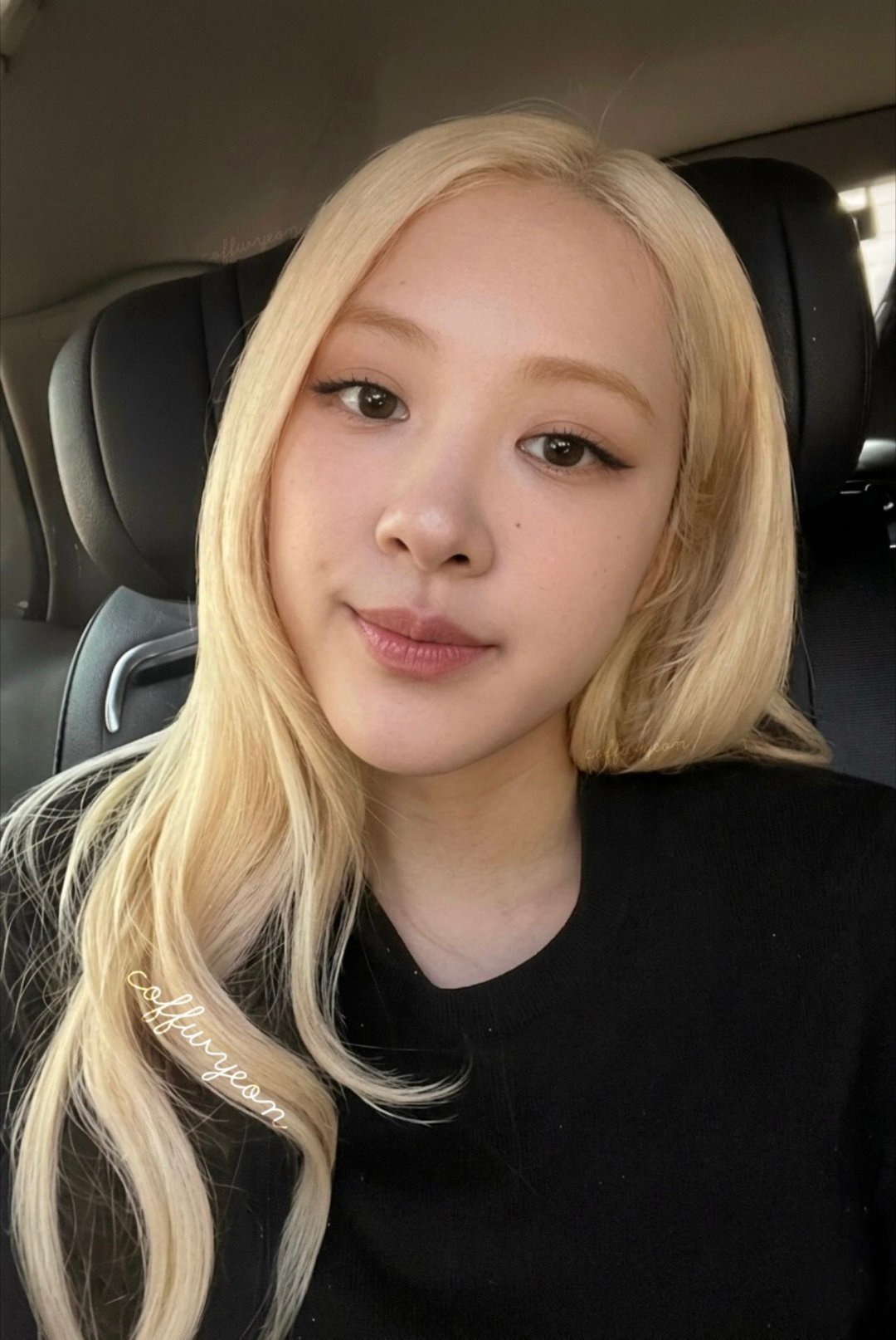 ROSÉ朴彩英唯一主唱 🌹朴彩英kpop三奢女帝 黎明时看天空，追星黄昏时看云