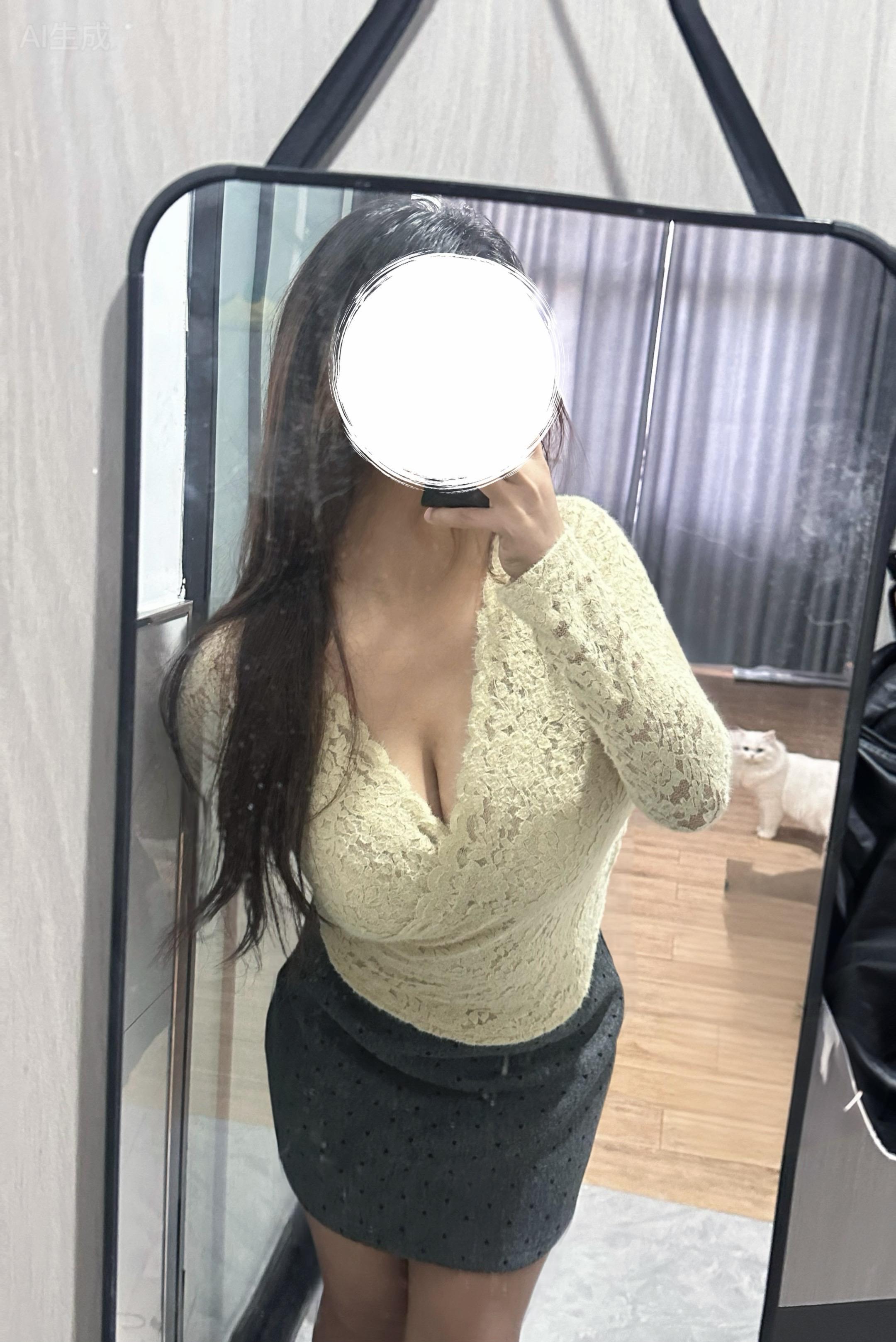 我们都不懂离别的重量 直到某天冷空气 裹挟着回忆涌起