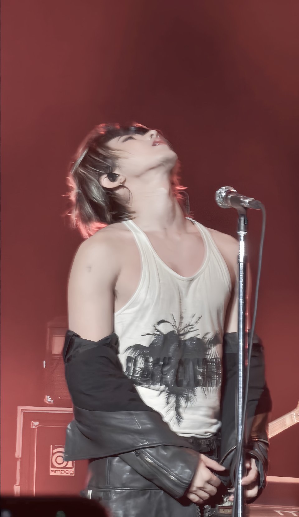 蔡徐坤  cxk原创音乐制作人蔡徐坤 cxk蔡徐坤新专辑kun 你的痛苦我都心疼