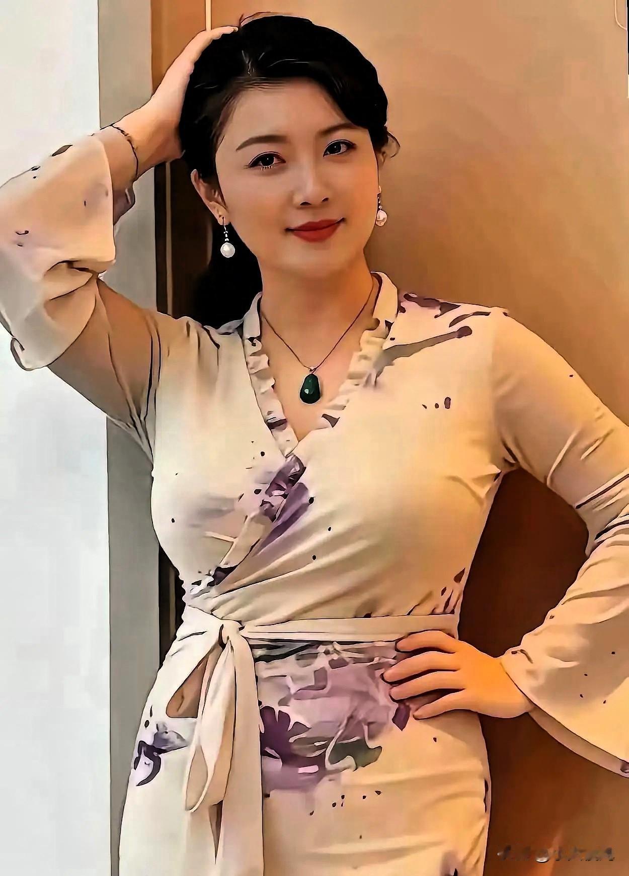 男人的沉默就是答案，女人的纠缠只是想要个交代。



为什么很多姑娘在感情里会“