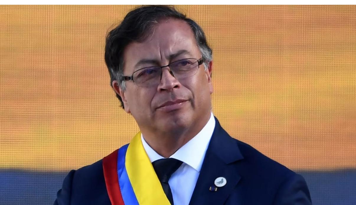 刚刚，美国后院彻底“起火”！谁也没想到，一向被视为美国铁杆盟友的哥伦比亚，竟然当