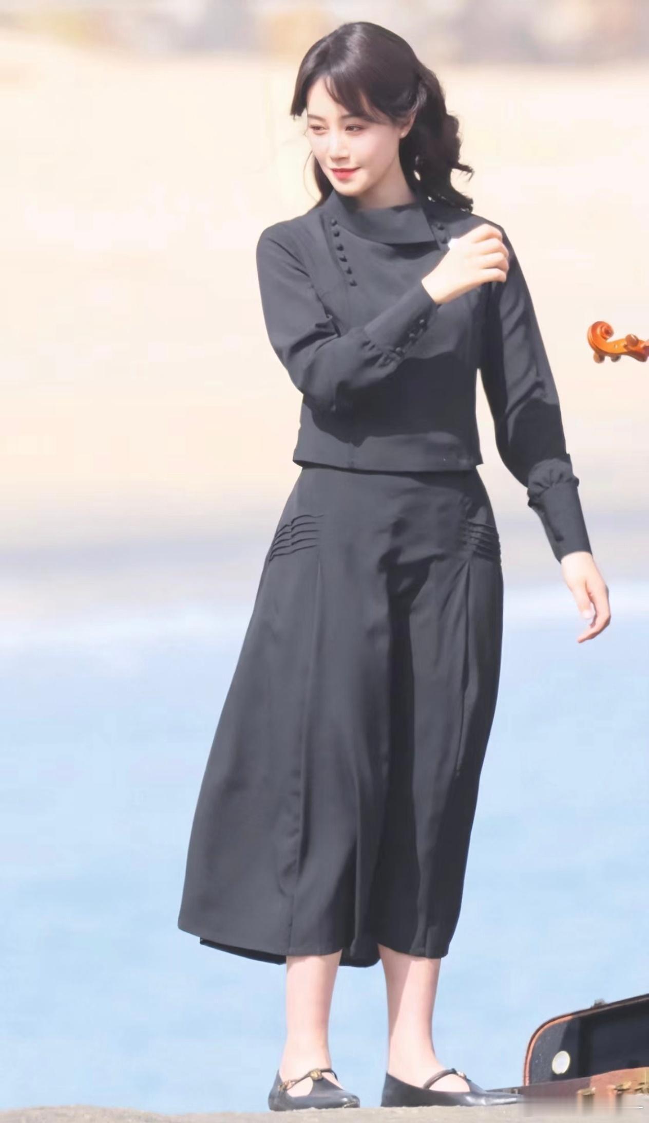 刚和朋友聊起这集超激动，银子最有钱的一集 银子从苦日子里走出来，拿上富贵剧本后依