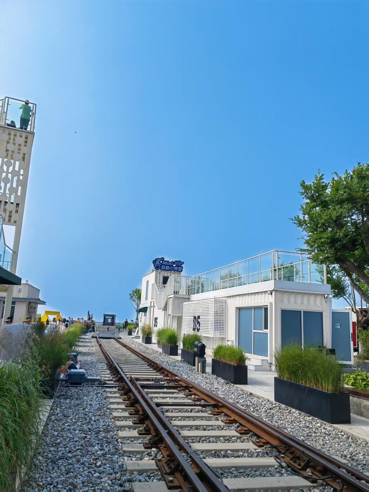 脑干脑炎。菱脑炎的鉴别诊断，包括一系列感染性和非感染性疾病。虽然单核细...