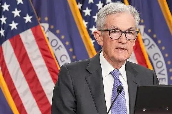 鲍威尔硬刚特朗普！美联储主席公开反击，金融独立性成焦点
 
1月12日，美联储主