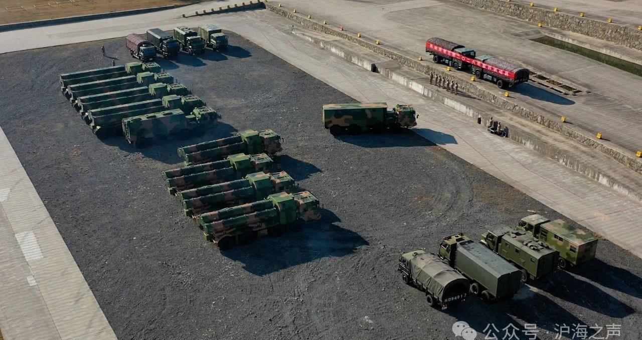 东海岸导鹰击-62/12B新年开训

烽火问鼎计划2026开年图景