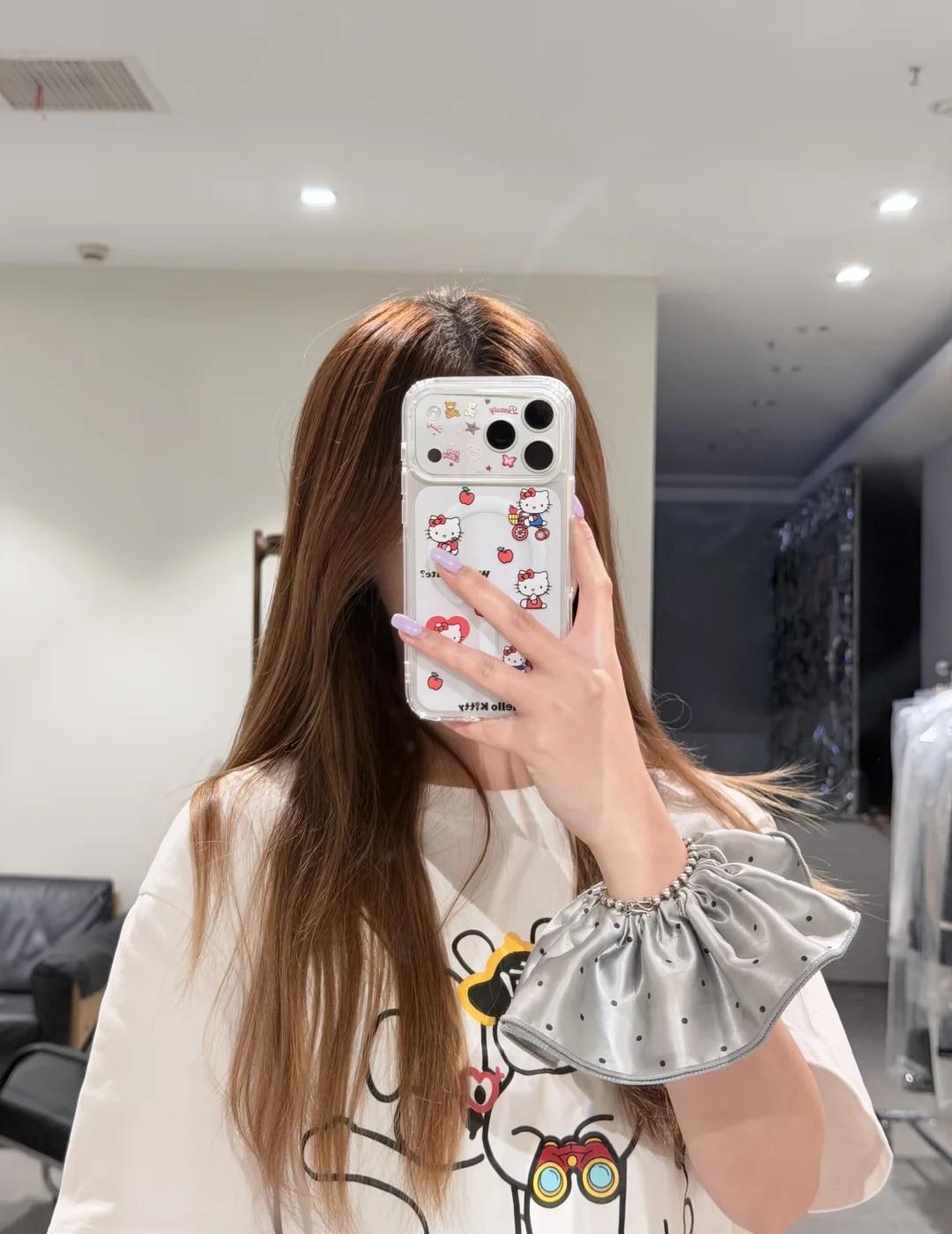 可可爱爱滴手机壳，maidystudio质量好好哦，还是带磁吸的好方便，谁能拒绝