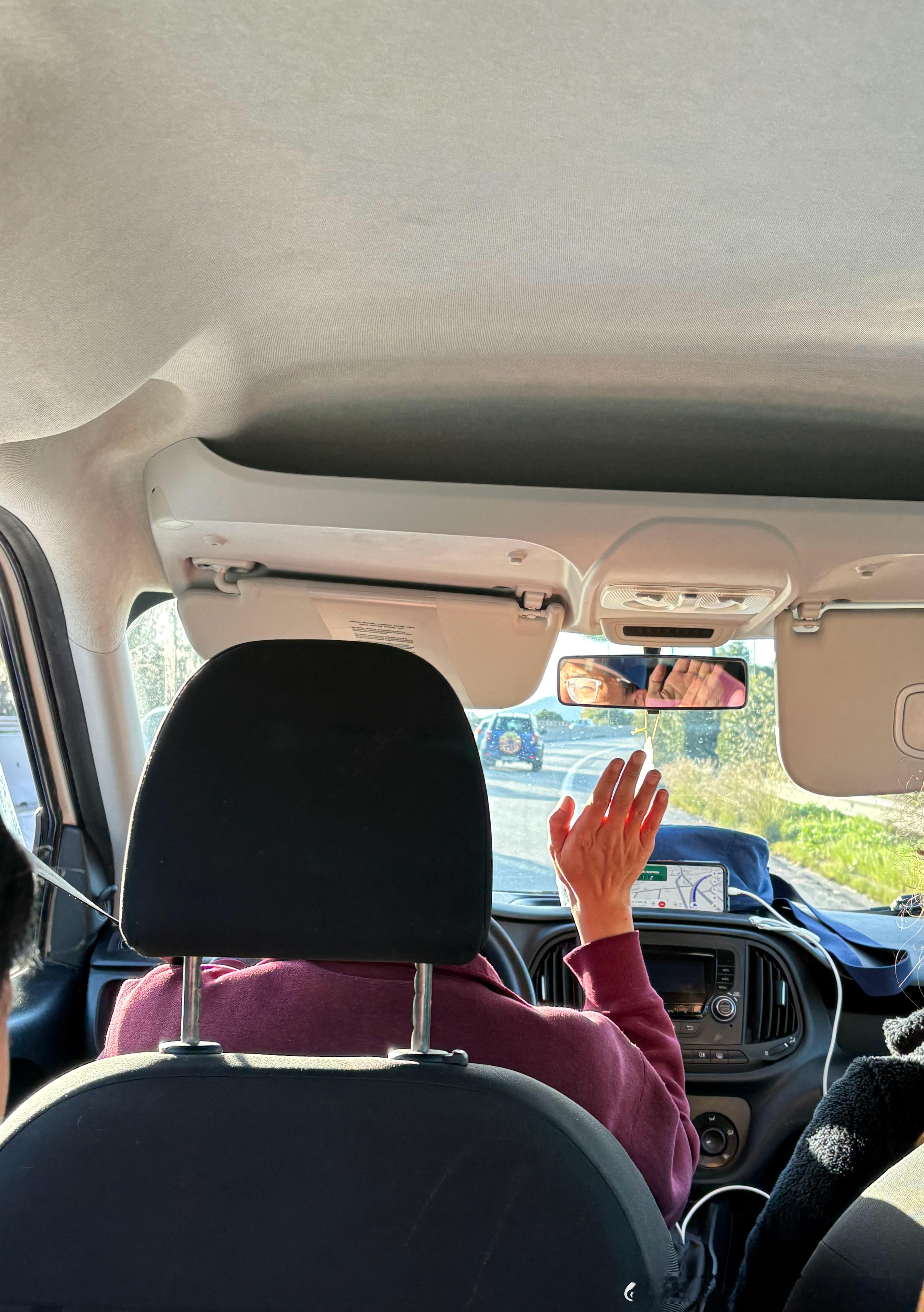 亚美尼亚圣座，又称埃奇米阿津圣座，是亚美尼亚使徒教会的精神和行政中心。它位于亚美