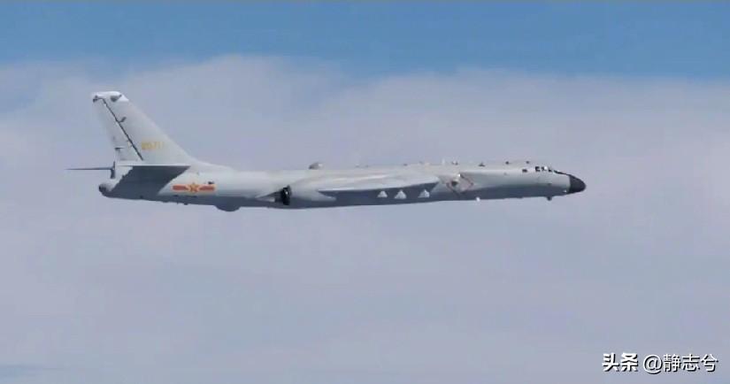 【中国和俄罗斯的轰炸机联合飞越日本附近海域；日本航空自卫队飞机自去年12月以来首