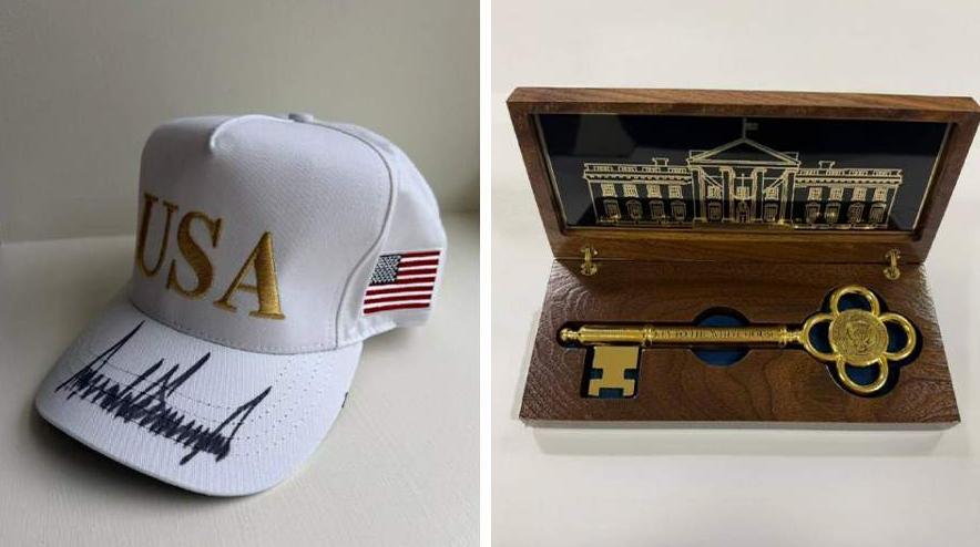 哈萨克斯坦总统托卡耶夫获得的一份来自特朗普的礼物，一顶由特朗普本人亲自签名的白色