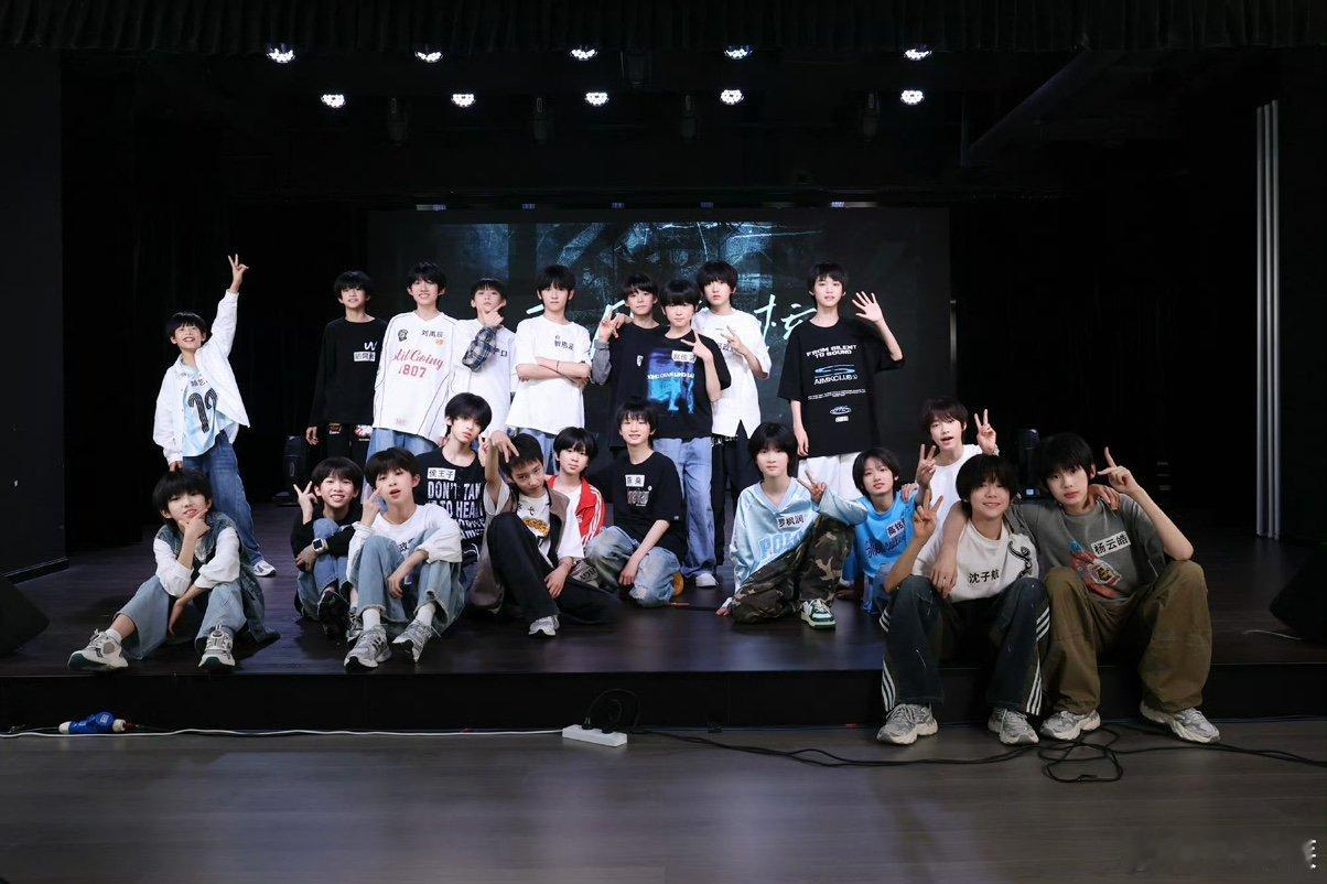 TF家族五代颜值TF五代颜值 TF五代颜值，喜欢哪一个？ 