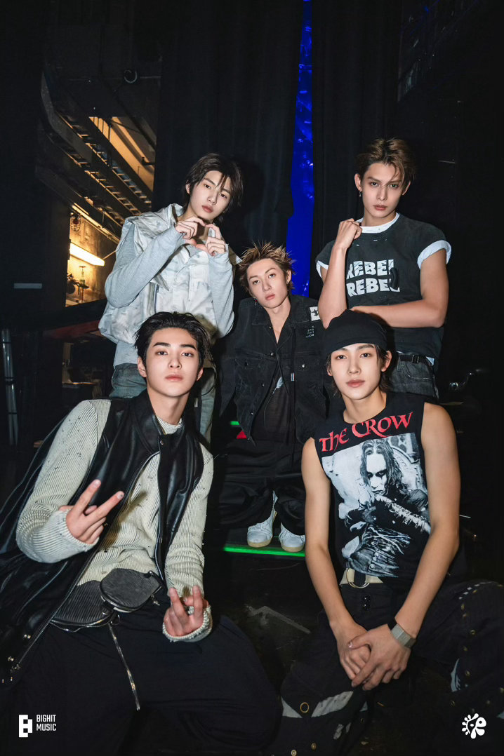 孔雪儿壁纸是cortis啊啊啊原来孔雪儿壁纸是cortis！😍 这梦幻联动我可