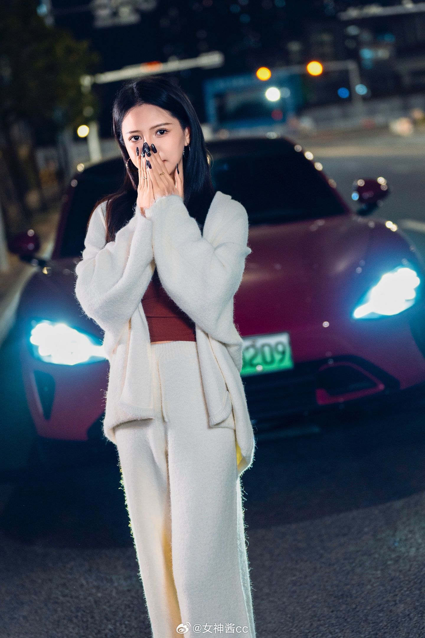 小米新SU7su7全新一代太美了，香车美女，绝代双骄，小米雄起 