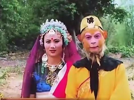 六小龄童的妻子，原来是《西游记》中的她

说到六小龄童，大家印象最深的就是《西游