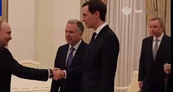 美国特使与普京密谈长达3.5小时的会谈。会谈后，威特科夫对外宣布，美俄双方在解决