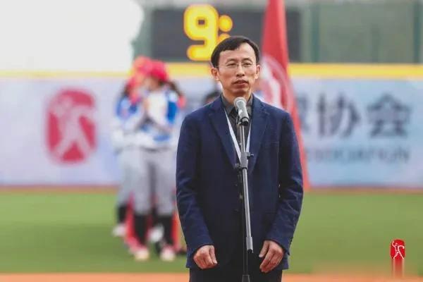 杨旭当选中国足协副主席！这个杨旭是我们熟悉的哪个杨旭吗？显然不是刚刚退役的杨旭，