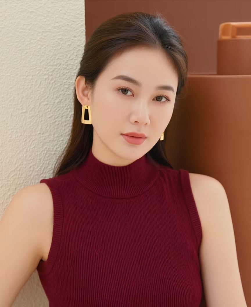 你认为世界上绝大多数的痛苦都源于什么？鲁迅说过一句话：“人的悲喜并不相同。”也就