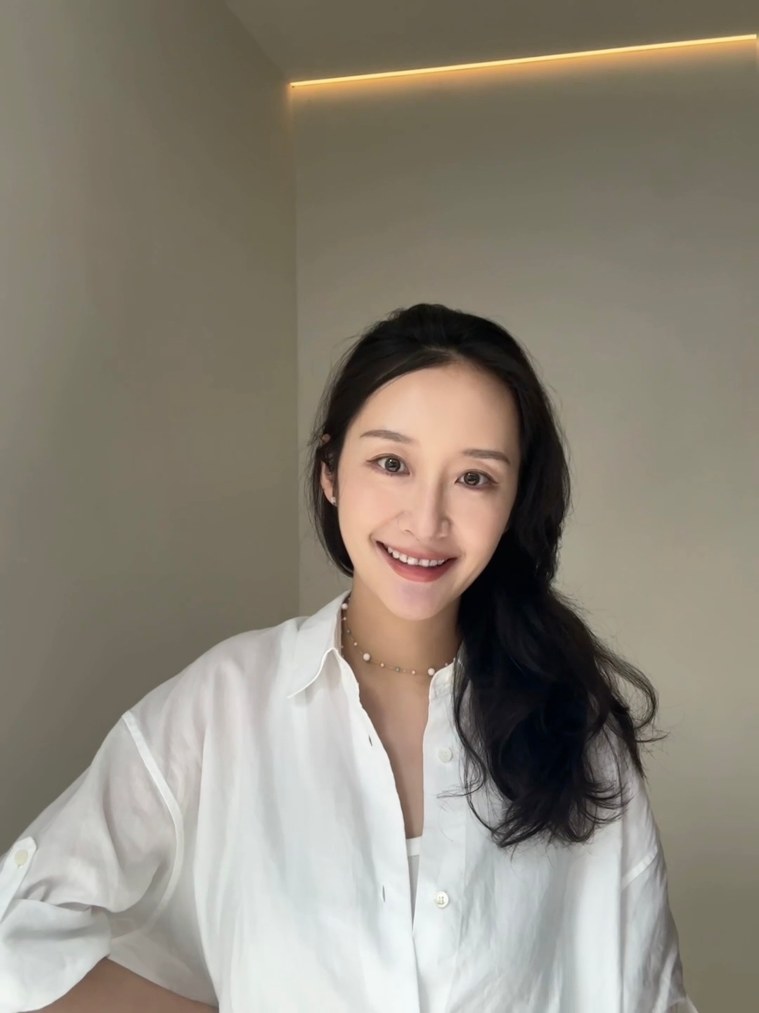 #莎拉日常# 努力锻炼的我逐渐长胖的小派认真带娃的蛋糕以及女儿真的像爹哈哈哈哈 