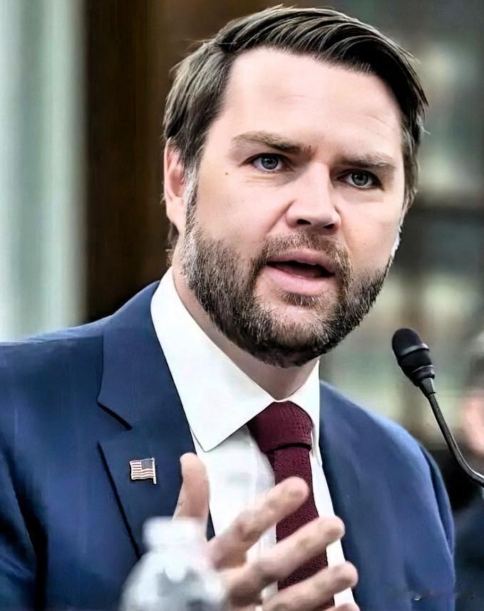 太尴尬！美国谈判团一天两改口，自己定的规矩自己破，彻底骑虎难下！针尖对麦芒！伊朗