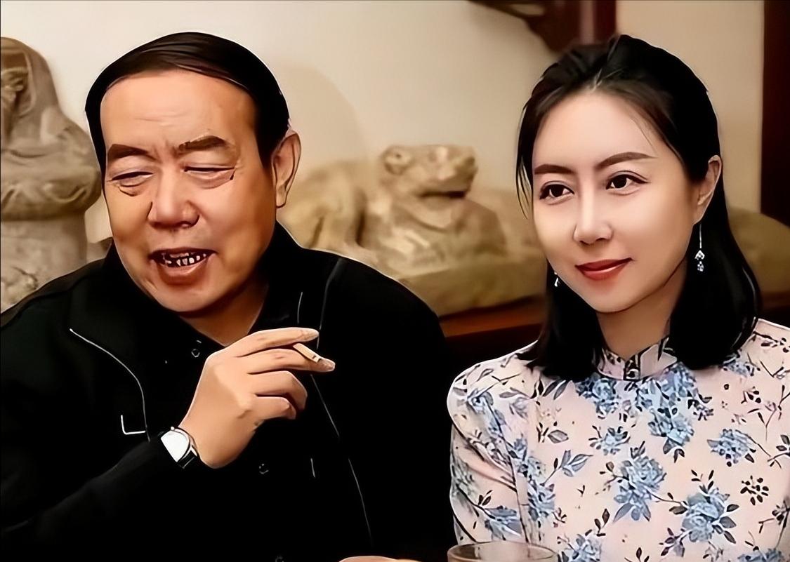 每到毕业季，无数熬夜掉头发的大学生，都会被查重系统里的飘红线折磨得死去活来，生怕