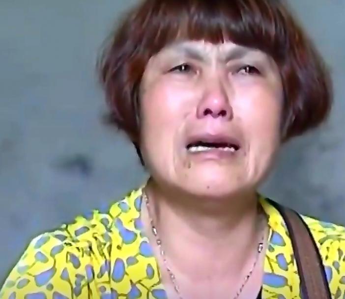 全网破防！湖南岳阳女子逼死丈夫、抛下6个月幼子改嫁，32年不闻不问，得知儿子广东