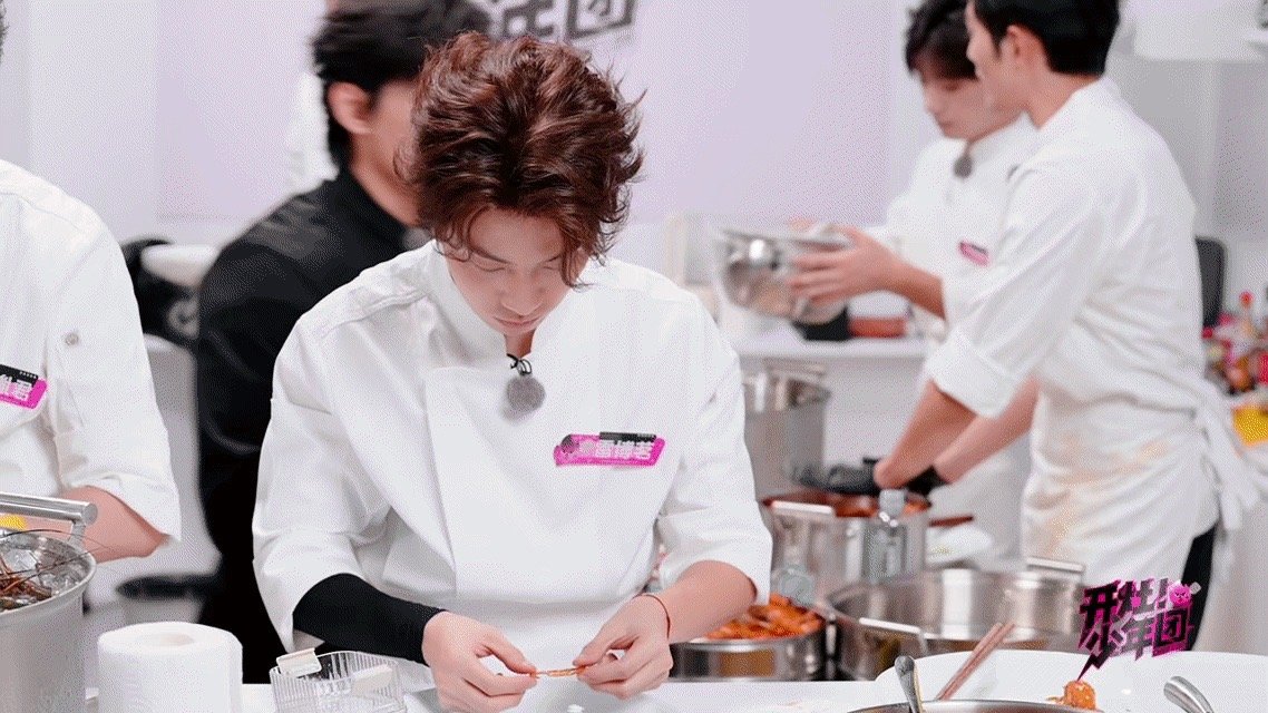 当你的工作成果被同事擅自更改代入雷博茗的视角，每帧都是窒息体验！说好的分工信任，