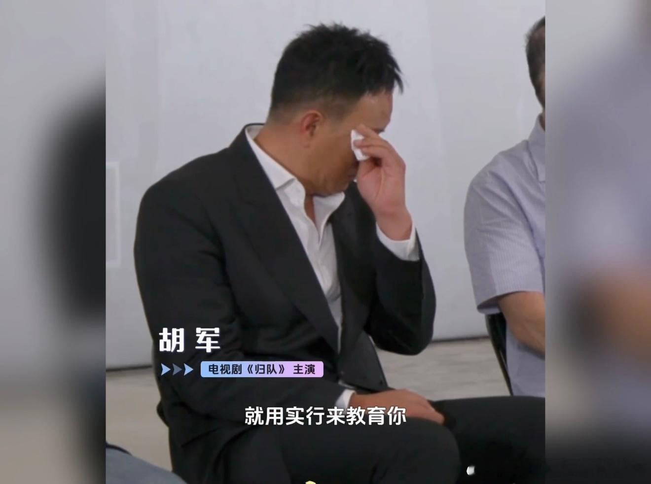 十年后又和康康共情了 每次都会被康康这孩子的细腻心思感动到！十年前《爸爸去哪儿》