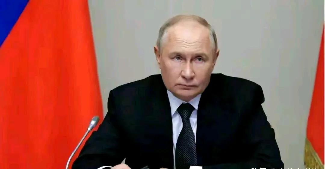 普京喊话欧洲
俄乌冲突后不会再开战，普京在12月19日的年终记者会上，直接驳斥关