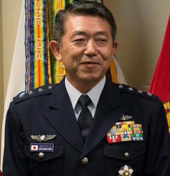 这次必须打疼日本！

岩崎茂就是反华的下场！

他现在估计肠子都悔青了，当初屁颠