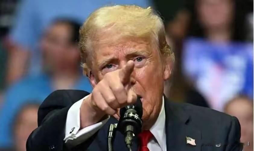 美国对委内瑞拉全面石油封锁，扣押中国香港籍“世纪号”等第三方船只；中国从委进口原