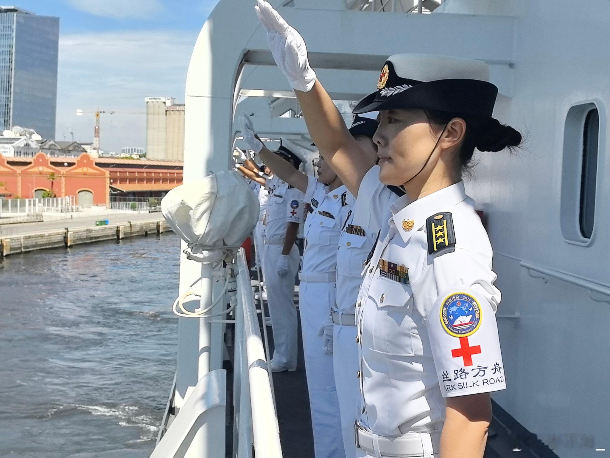 丝路方舟结束访问驶离巴西 