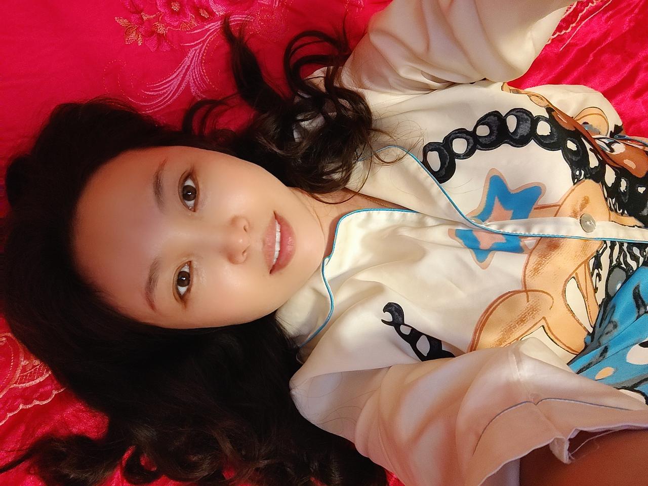 人老珠黄了，是不是到了老公都嫌弃的年纪了？
    今天早上他起床上班的时候，亲