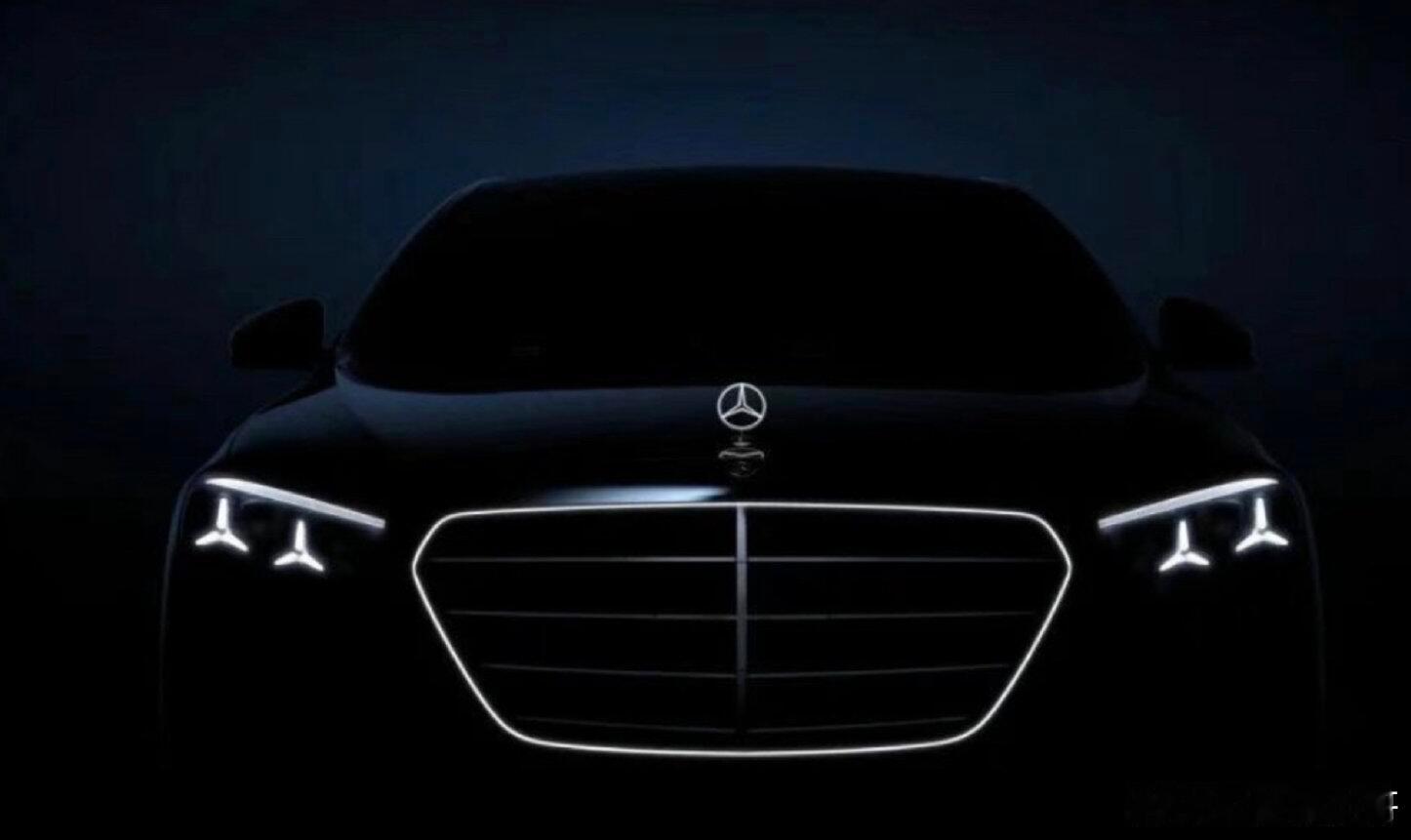 大v聊车 奔驰S级将改款成这样新年即将发布的改款奔驰S级，前脸将会是这样的你还喜