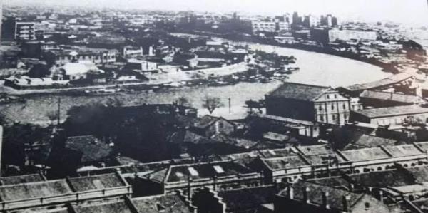 1959年陈长捷被特赦后，周恩来问他有什么愿望，他表示希望可以回到上海和妻子团聚