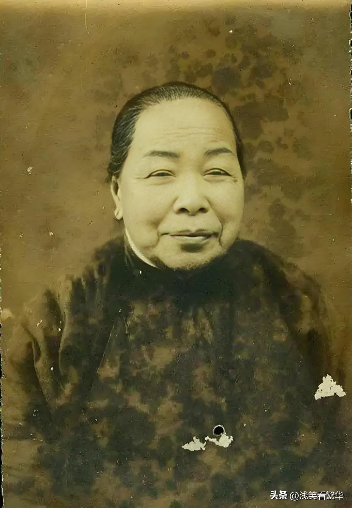 蒋介石牵挂一生的女人，1965年周总理秘密送她赴台，蒋宋夫妇亲自接机！
 
谁能