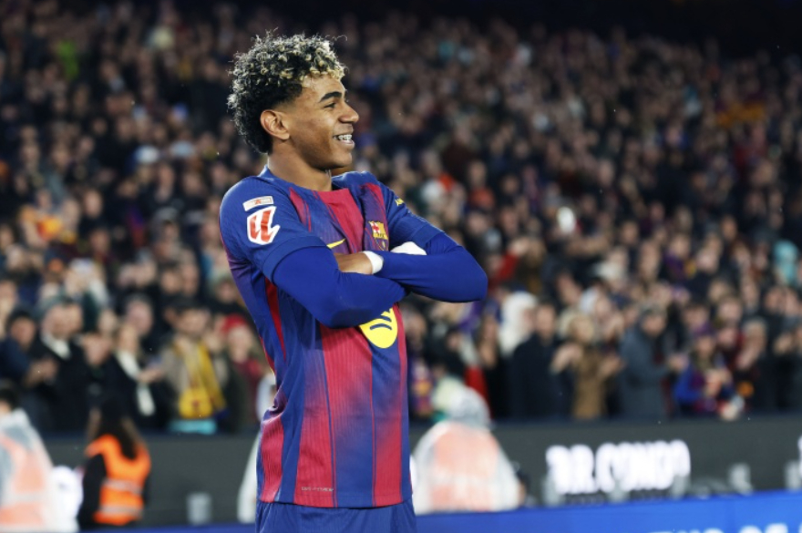 据西媒六台报道，亚马尔已经决定远离社交媒体，并将注意力全部集中在赛场之上。报道称