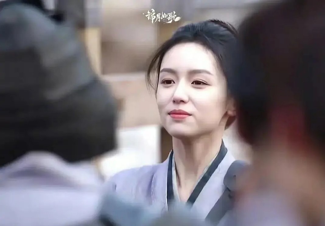 锦月如歌，周也🥥为什么脸部肌肉走向这么奇怪滤镜开了这么大了 ​​​