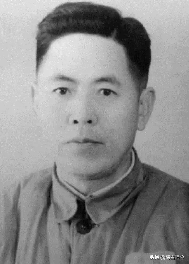 1944年浙东奇事：土匪派女信使要40万发子弹，新四军司令员竟答应，只提一个条件