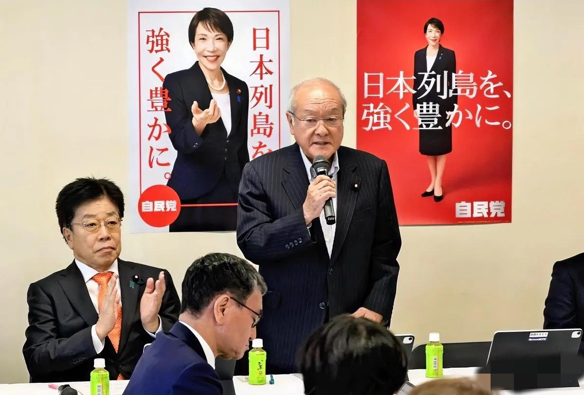 日本眼下压力不小。中东战事让这个能源几乎全依赖进口的国家，警报声又尖锐地响了起来