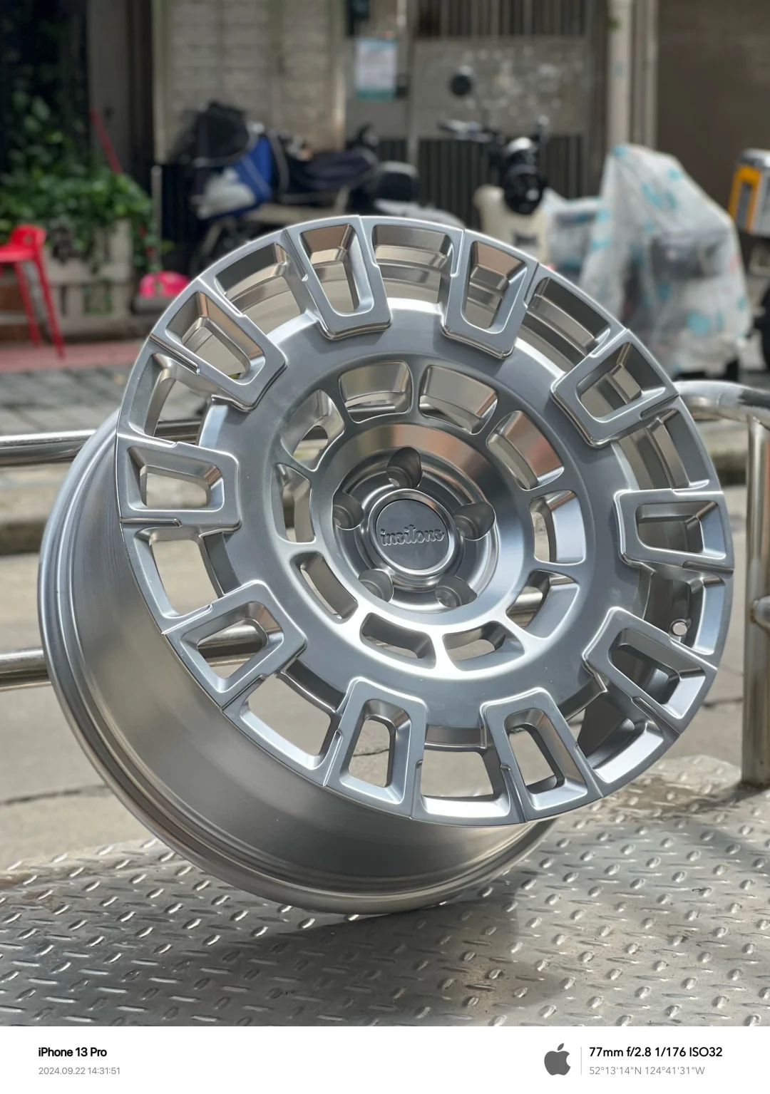 insitons x 卫士90 新货到