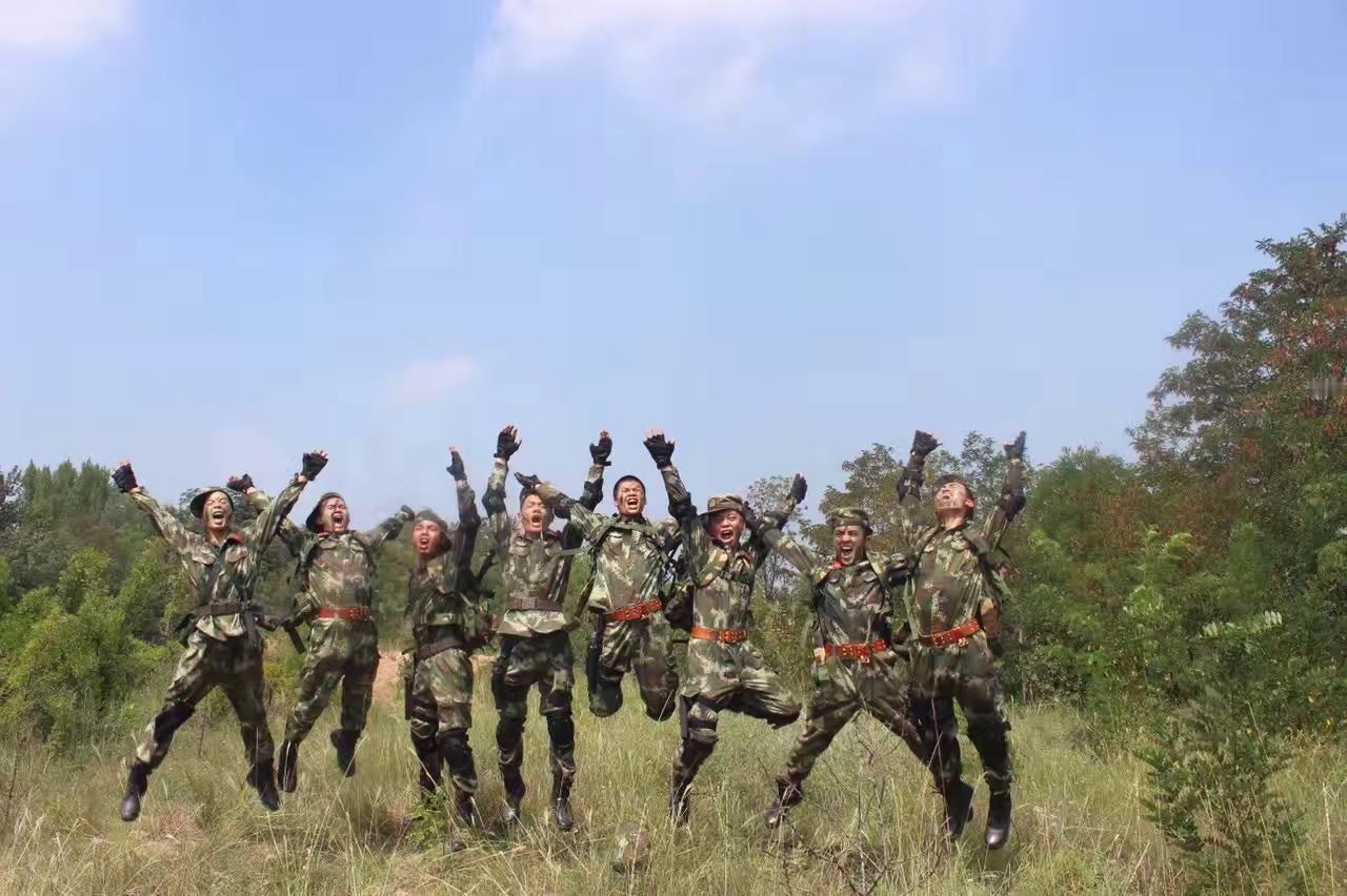 光荣在于平淡 ，艰巨在于漫长