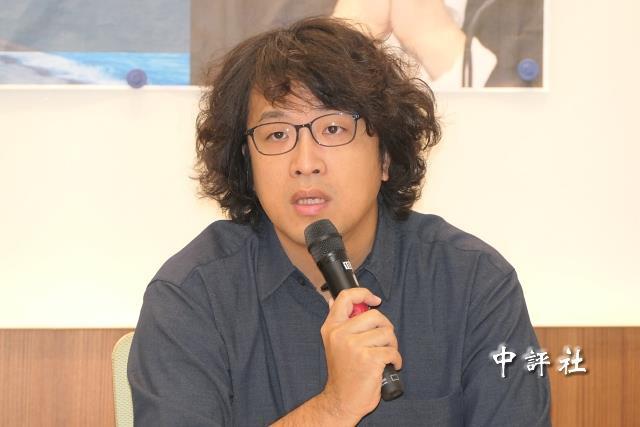 民进党研拟本周决议征召绿委沈伯洋参选台北市长，引起热议。以沈伯洋的黑熊、深绿背景