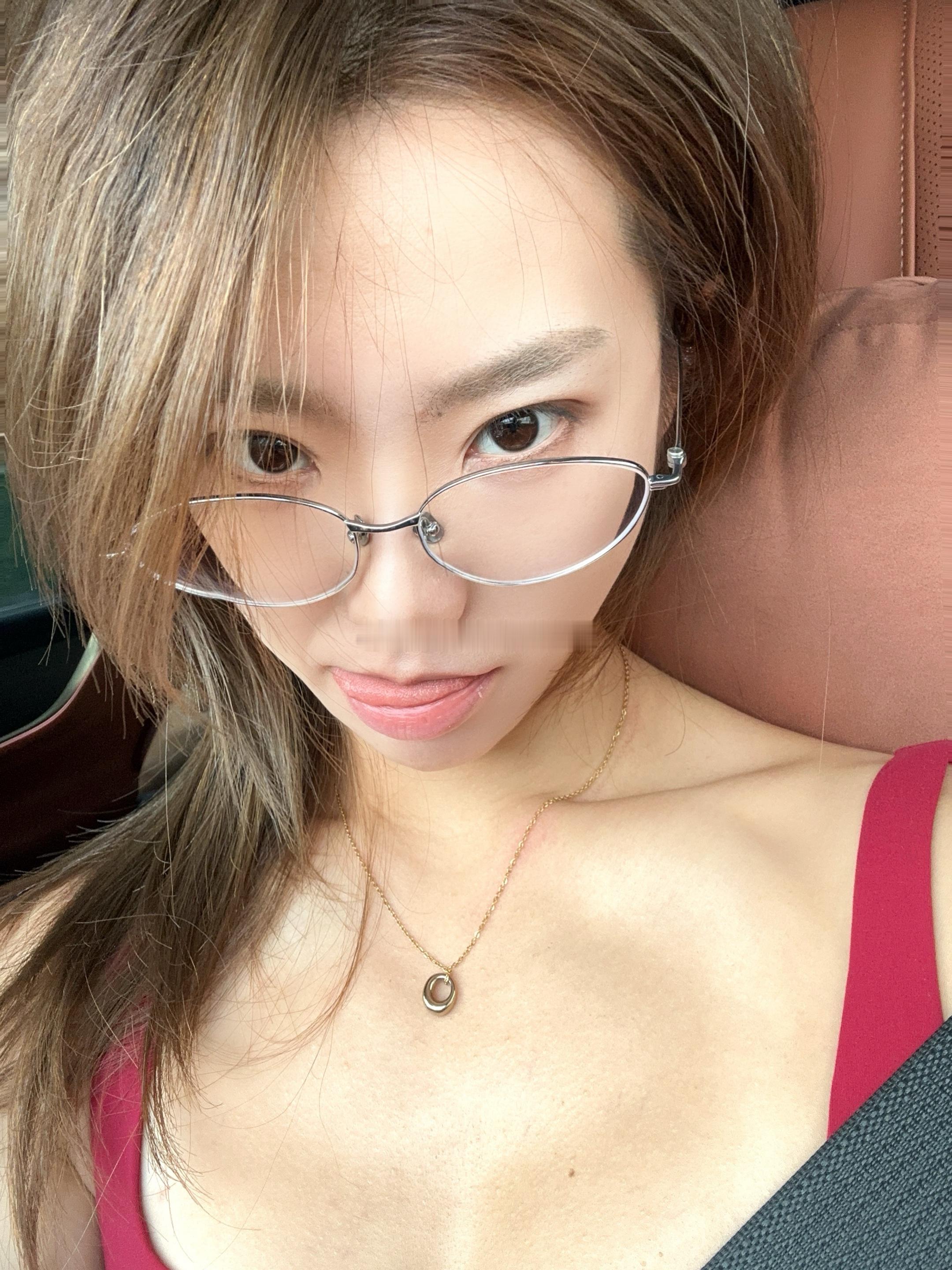 顶不住了，我要改名杨文文再也不吃辣了！本来以为会闹肚子，也没所谓的，结果胃绞痛一