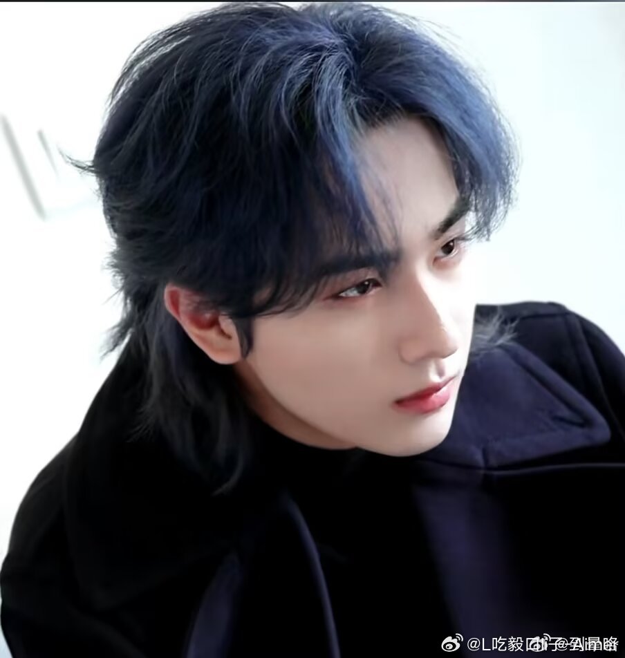 李宏毅烽影燃梅香LHY李宏毅楚定江 山河万里，你是我的人间欢喜｜李宏毅十万狂花入