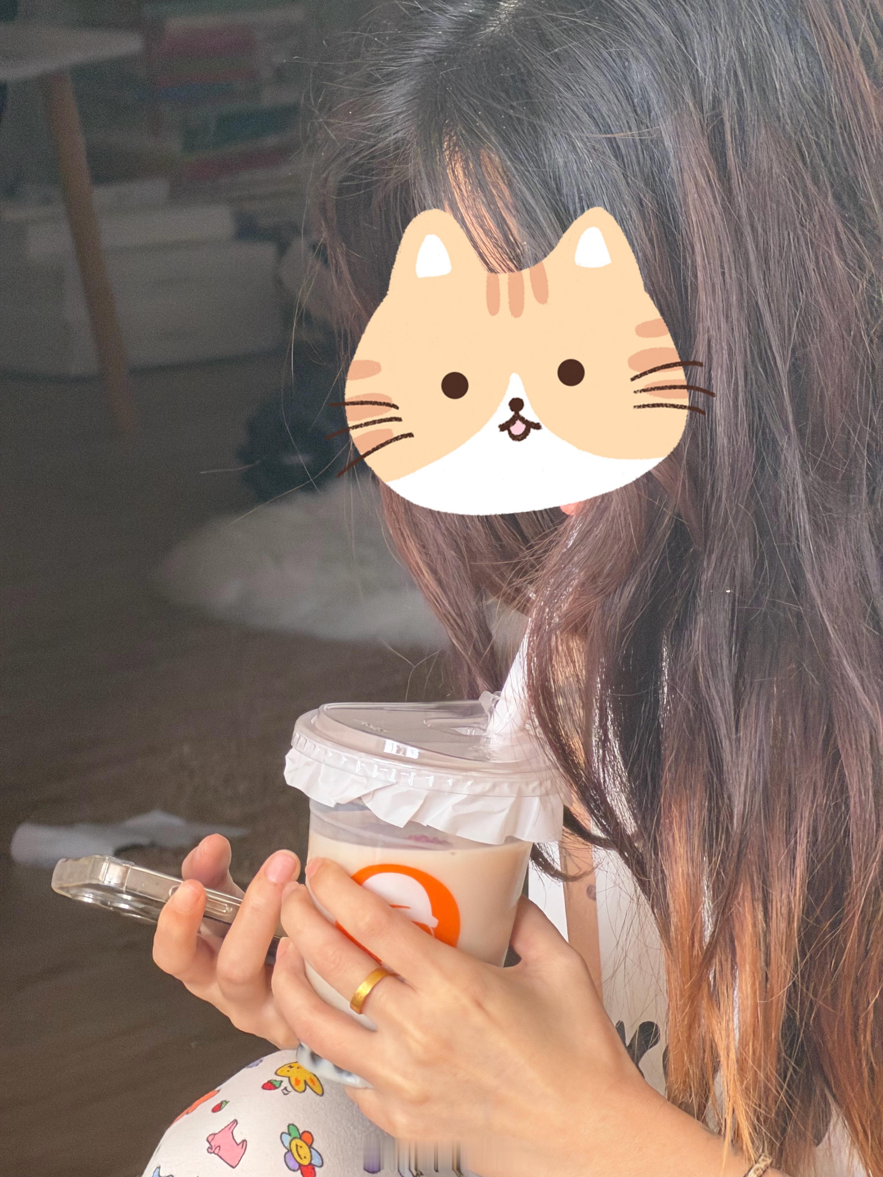 千问回应免费奶茶活动一直以为千问免费奶茶只是个噱头直到刚刚我妹拿着她1分钱买的奶