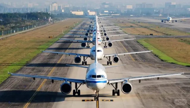 我国有多少客机飞在天上！