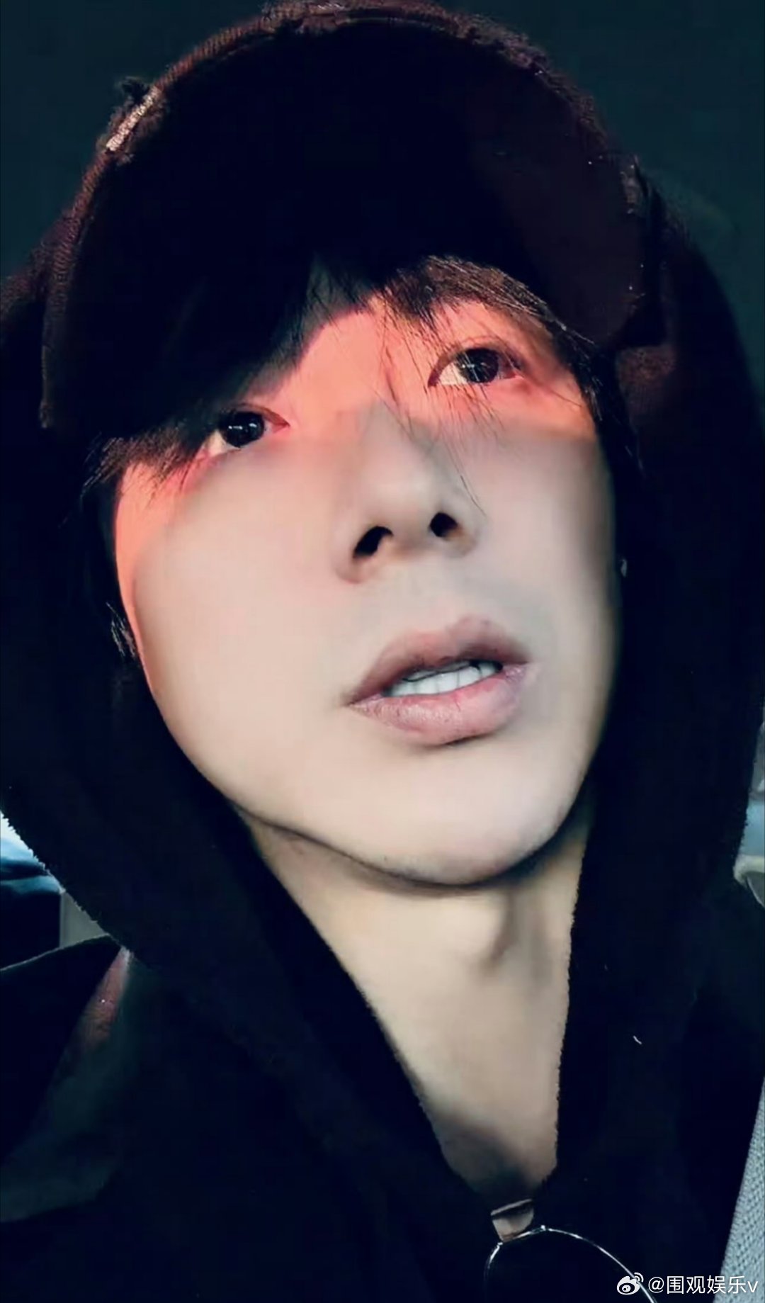 刘宇宁去医院怕被拍到 顶刘是真不把粉丝当外人，这男友视角可以亲了[笑而不语] ​