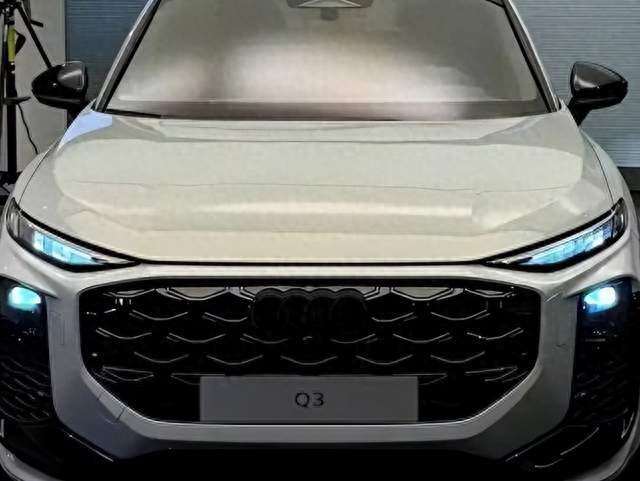 2026年了，奥迪Q3还在卖燃油车，我居然觉得挺香