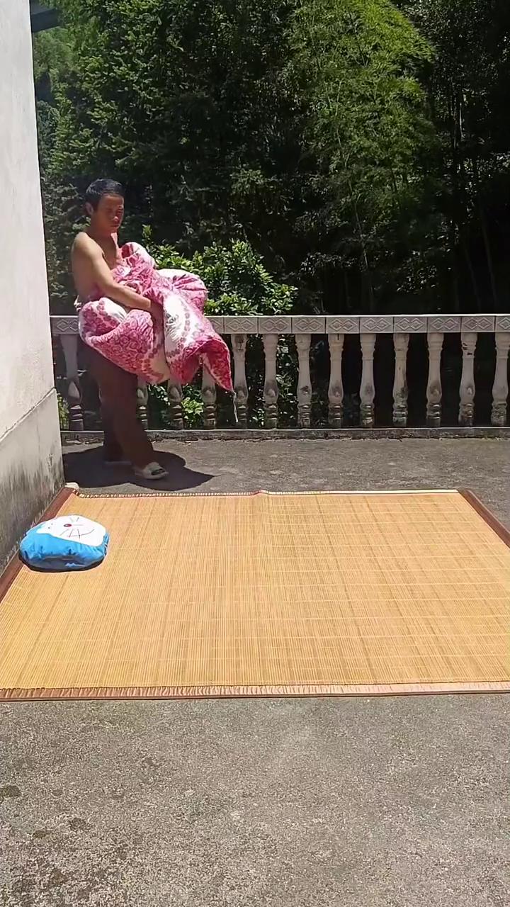 哈哈哈哈。