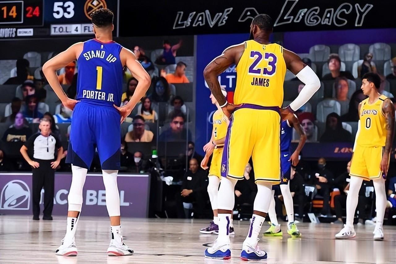 时隔17年，NBA揭幕战再现“一边倒”局面，联盟为了掘金破例
2023-2024