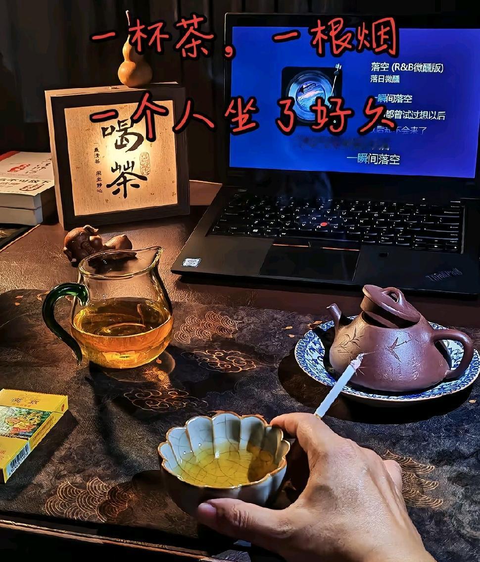 中年男人的生活里，压力就像影子一样甩不掉。每天忙工作、顾家庭，难得有属于自己的片